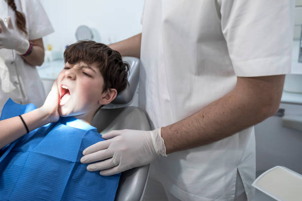 Best Emergency Dentist for Knocked-Out Tooth in North Industry, OH
